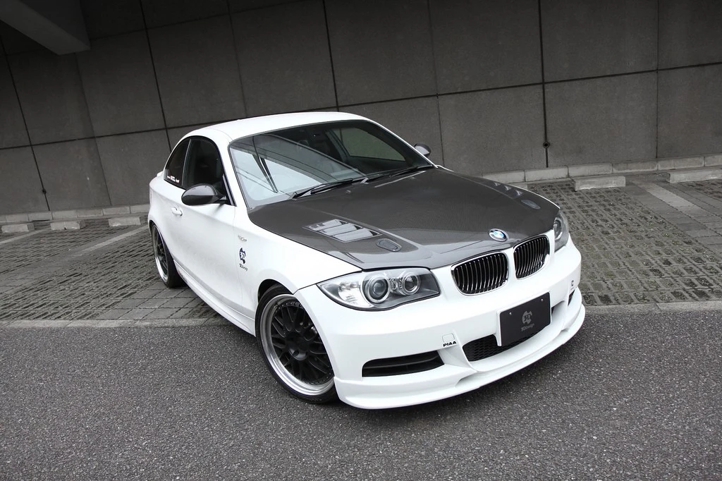 3D Design Karbon Kaput – BMW 1 Serisi E82 / E87