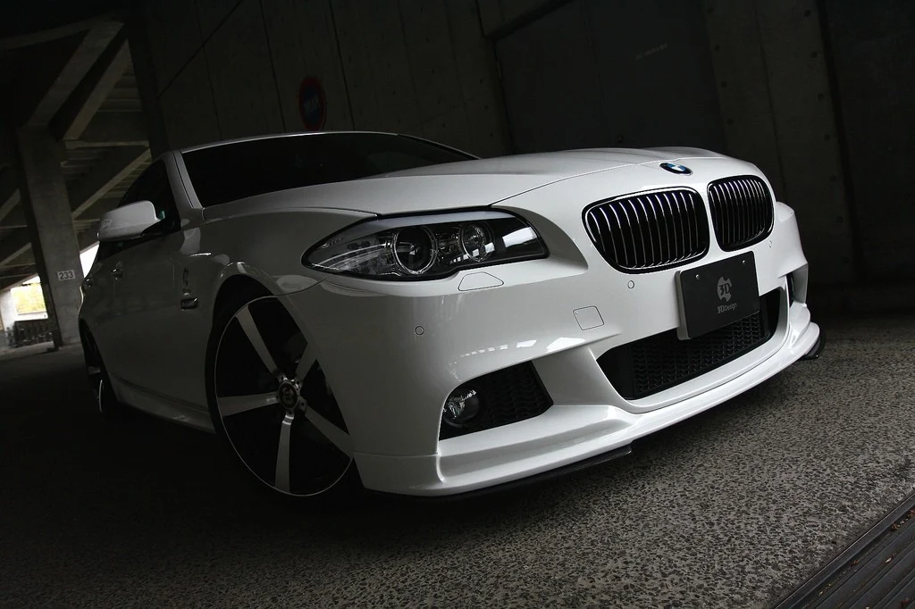 3D Design Karbon Ön Lip Alt Splitter – BMW 5 Serisi F10 / F11 M Sport