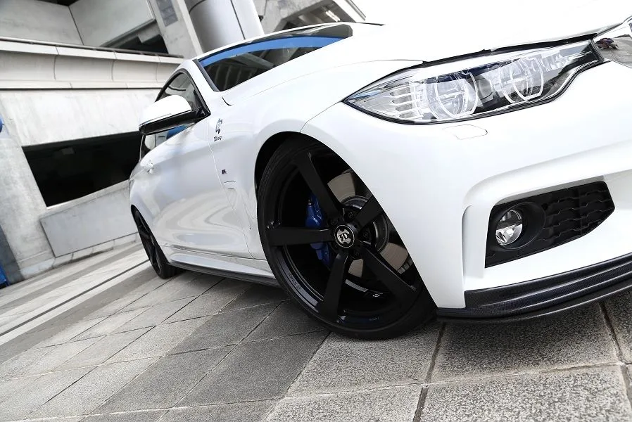 3D Design Karbon Yan Marşpiyel Seti (M-Sport) – BMW 4 Serisi F32 / F33