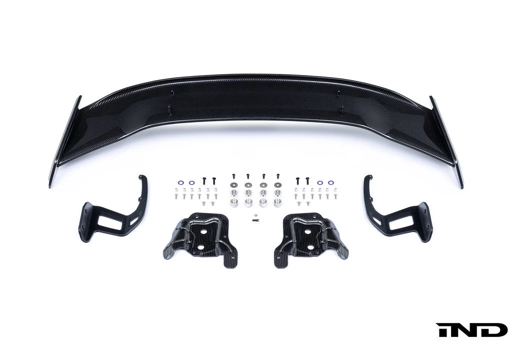 Akrapovič Karbon Ayarlanabilir Arka Kanat (Swan Neck) – BMW M2 / M3 / M4 G8X