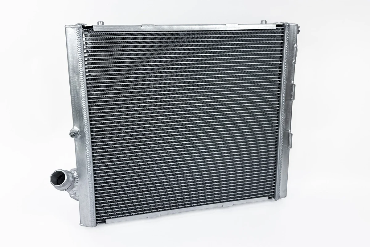 CSF Alüminyum Performans Radyatör (Sol) – Porsche 911 (992)