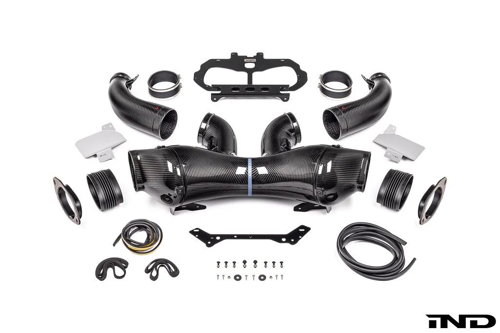 Eventuri Siyah Karbon Intake Kit (ZR1 Hard-Top Convertible) – Chevrolet Corvette (C8)