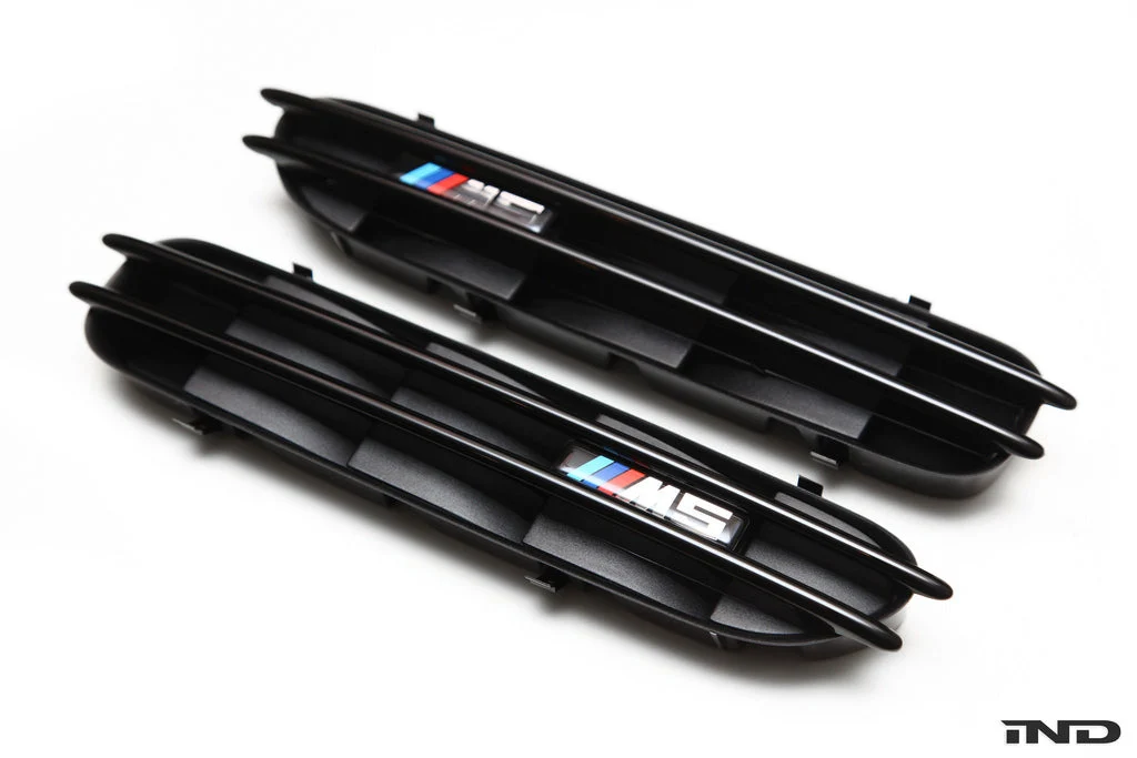 IND Boyalı Yan Sinyal Seti (Parlak Siyah) – BMW M5 E60