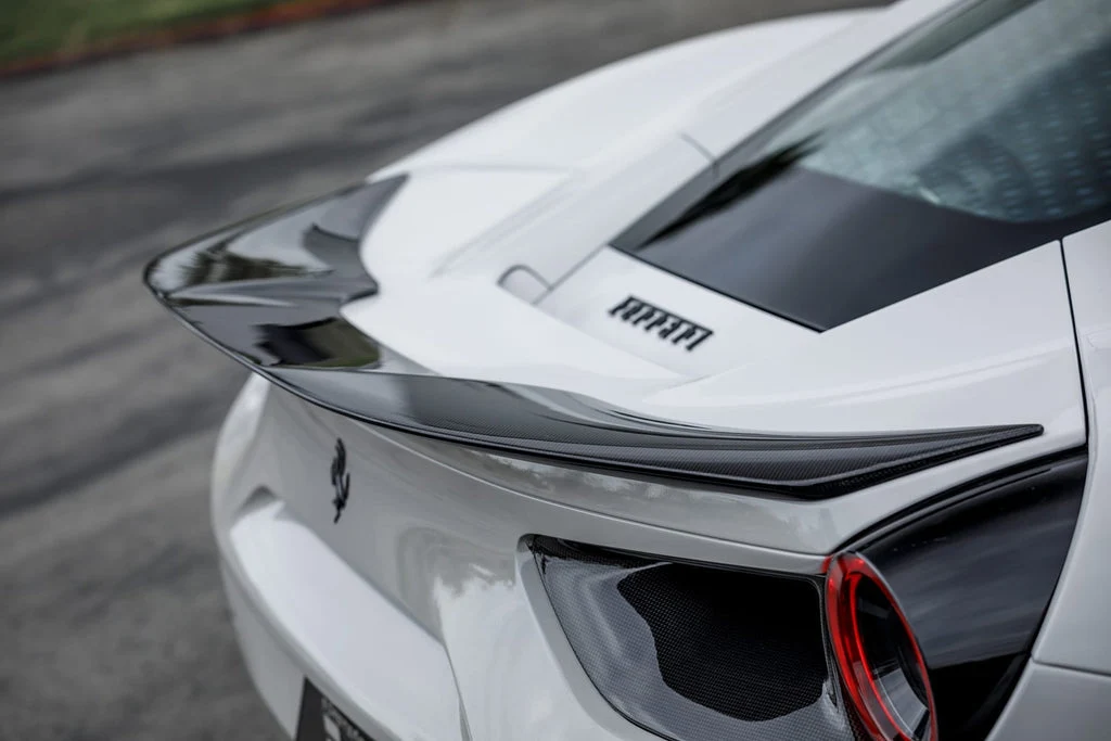 Vorsteiner Karbon Bagaj Spoyleri (Parlak) – Ferrari 488 GTB